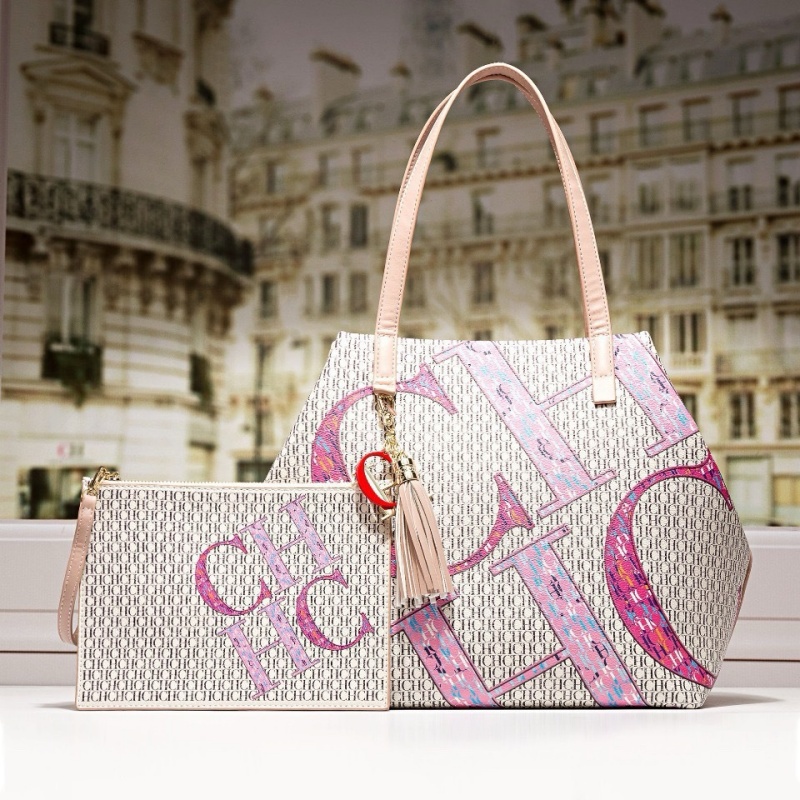 CHCH Elegant Paris Fashion Sho - Vintage Fashion In Paris recension och pris