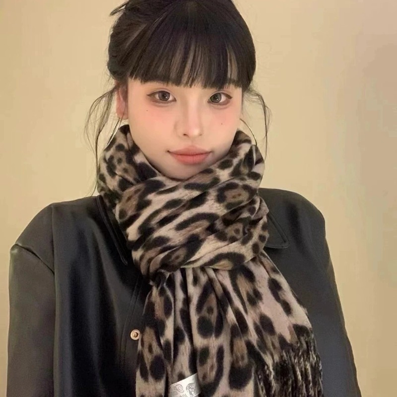 2025 New Retro Silk Leopard Pa - Vintage Fashion Knitwear recension och pris